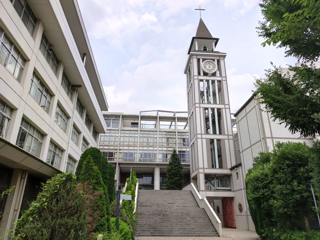 聖学院_外観2